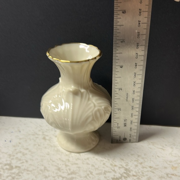 Lennox vases. - Picture 11 of 13